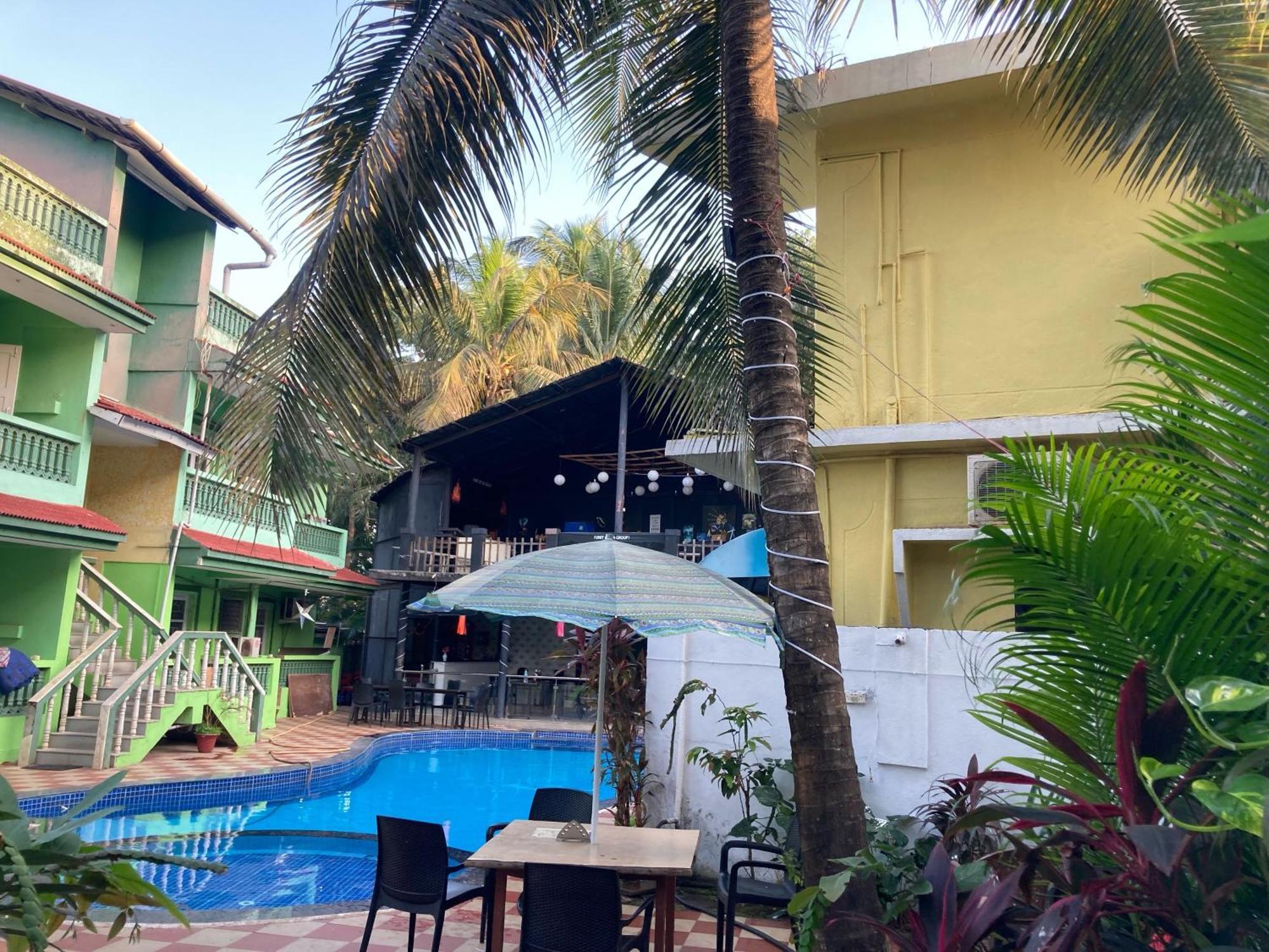 Hotel O Calangute Beach Resort Candolim Kültér fotó